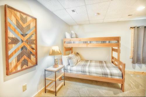 Evergreen - Hocking Hills Home