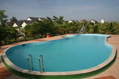 Hotel Gold Rooster Resort