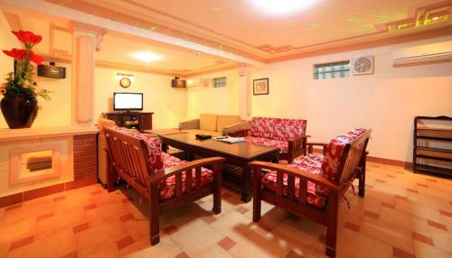 Hotel Gold Rooster Resort