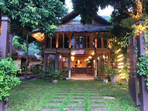 Mai Chau Villas