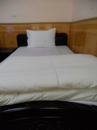 The Long Hotel