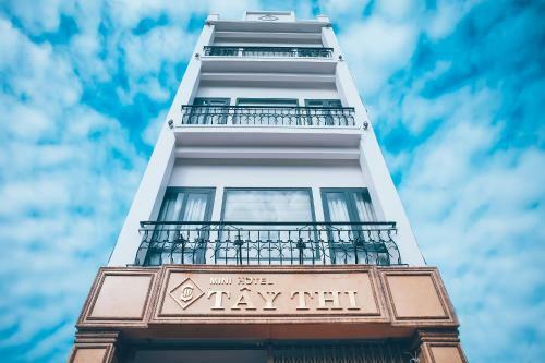 Hotel Kh�ch S?n T�y Thi