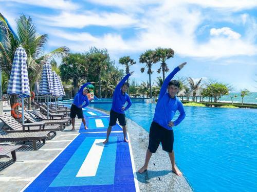 Hotel Carmelina Beach Resort