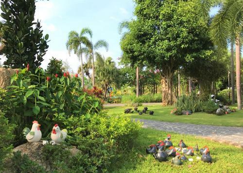 Hotel Carmelina Beach Resort