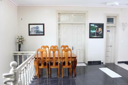 Hotel Hoang Gia Doc Let