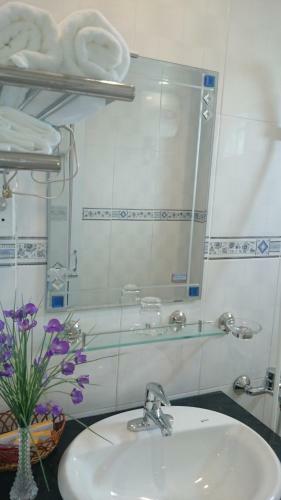 Hoang Ngoc Hotel