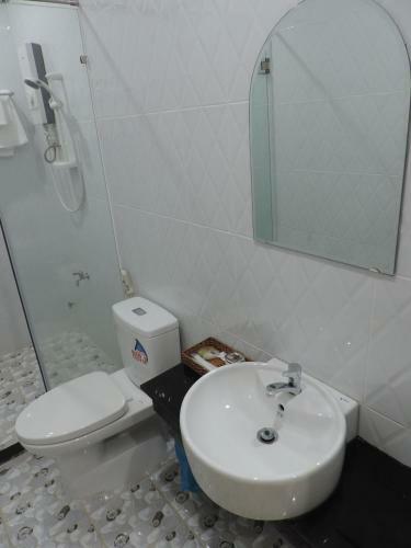 Motel Hoang Ngoc Hotel