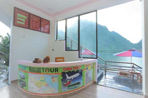 Funny Monkeys Homestay