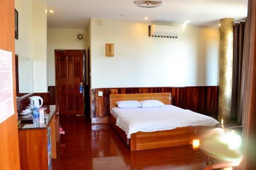 Hotel Kh�ch S?n H?ng Ng?c Ph� Y�n