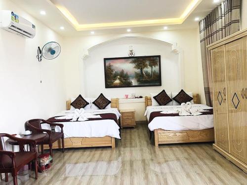 Hotel Kh�ch S?n T�nh Ph�t