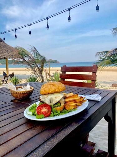 Ocean Beach Bungalows & Hostel