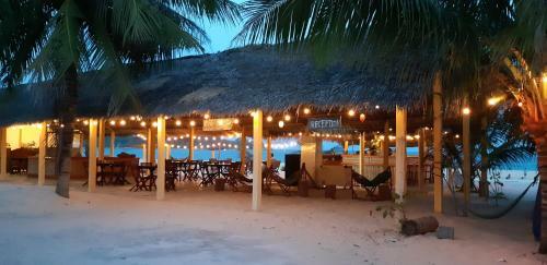 Ocean Beach Bungalows & Hostel