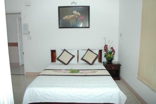 Hoang Chanh Tri Hotel