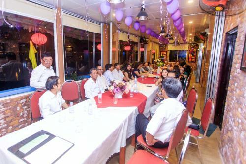 My Tra Riverside Hotel