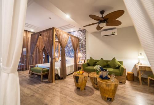 Hotel L'azure Resort And Spa