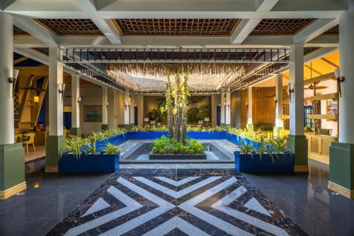 Hotel L'azure Resort And Spa