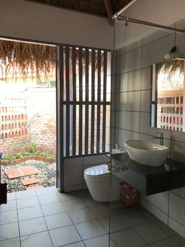 Hotel Phu Quoc Kim 2 Beach Front Resort