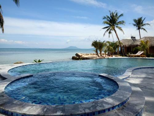 Hotel Phu Quoc Kim 2 Beach Front Resort