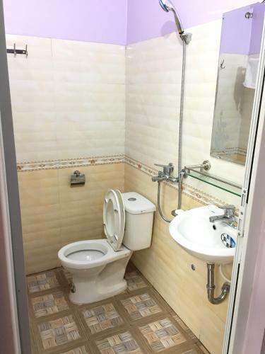 Bed & Breakfast Ph??ng Linh Hotel