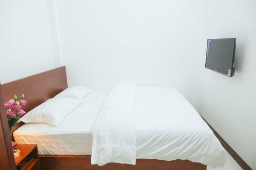 Sunflower Hotel