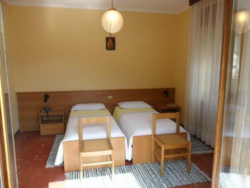 Hotel Albergo Motel Dosd�