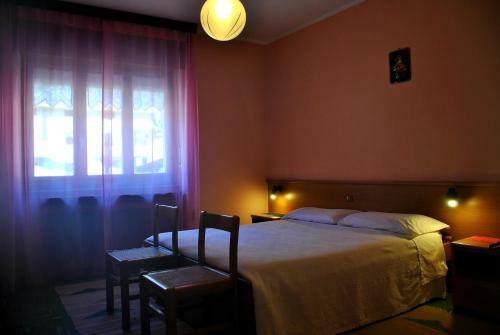 Hotel Albergo Motel Dosd�