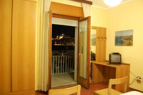 Hotel Albergo Motel Dosd�