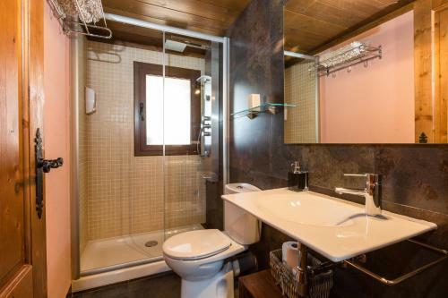 Aparthotel L`estan�a De L`era