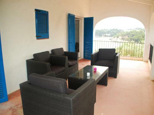 Holiday Home Mas Del Guix� L'ametlla De Mar