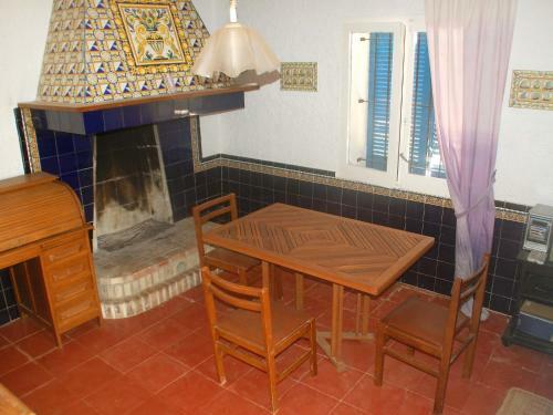 Holiday Home Mas Del Guix� L'ametlla De Mar