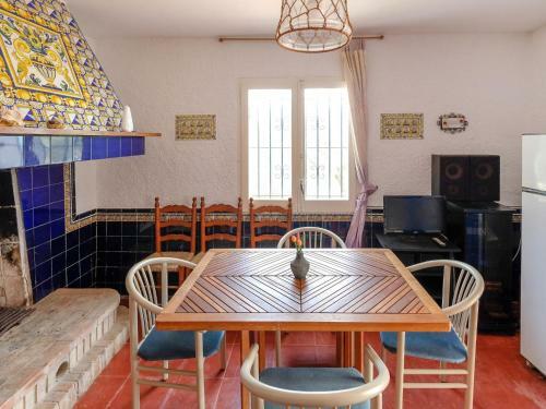 Holiday Home Mas Del Guix� L'ametlla De Mar