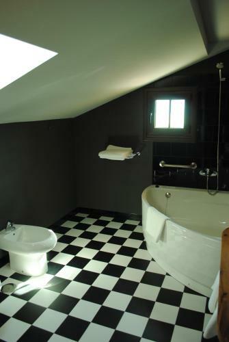 Hotel El Lacayo De Sestiello