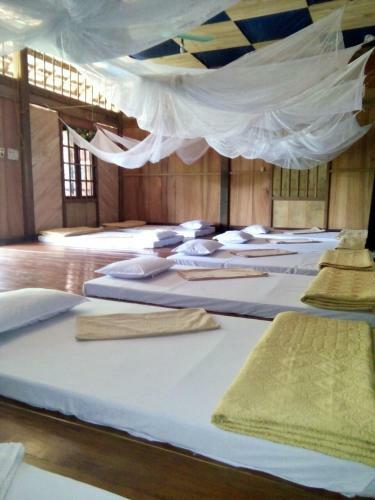 Ba Be Hoang Hop Homestay