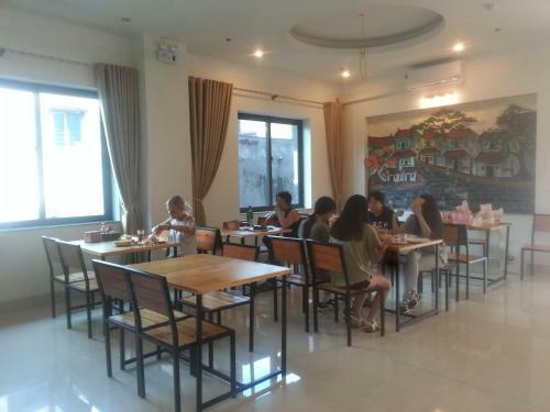 Anova Airport Hotel