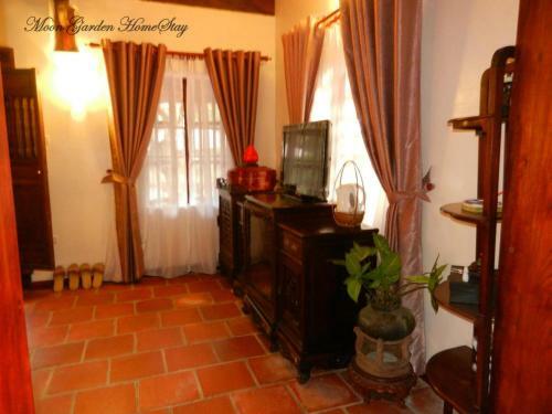 Moon Garden Homestay