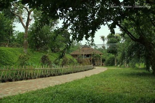 Moon Garden Homestay