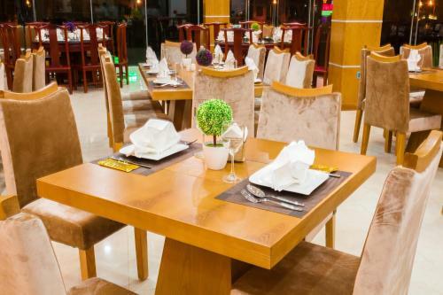 Tu Son Luxury Hotel