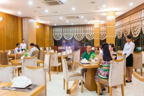Tu Son Luxury Hotel