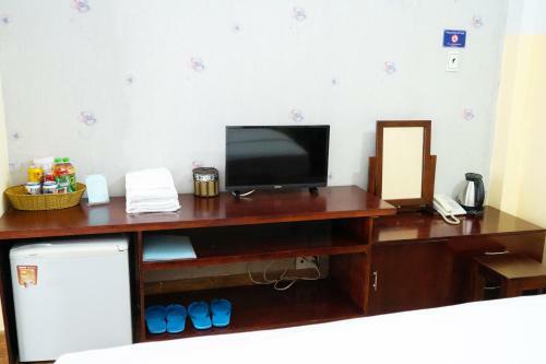 May Hotel
