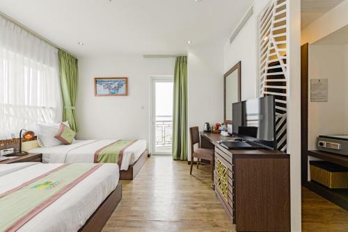 Hotel Ben Tre Riverside Resort