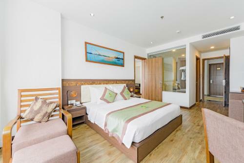 Hotel Ben Tre Riverside Resort