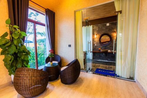 Hamya Hotsprings And Resort