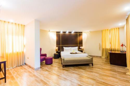 Hamya Hotsprings And Resort