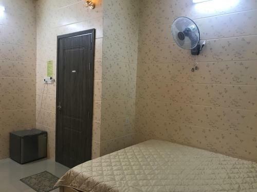 Queen Hotel (ch? Ngh? Queen)