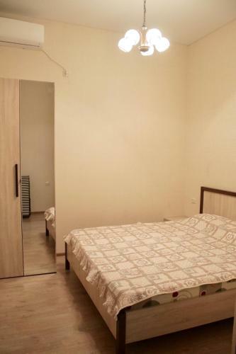 Hostal Guesthouse On Voronova 86