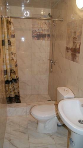 Hostal Atskha Guest House