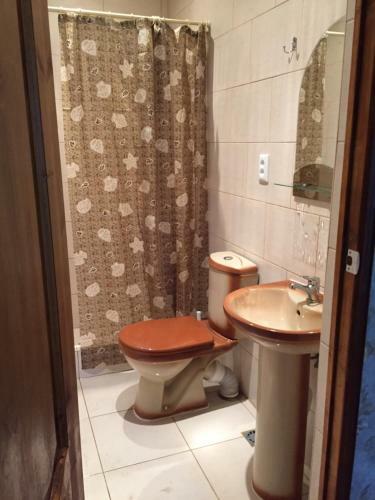 Hostal Guest House Family
