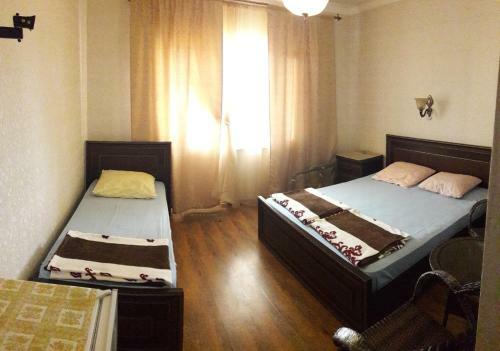 Hostal Guest House Mihalych