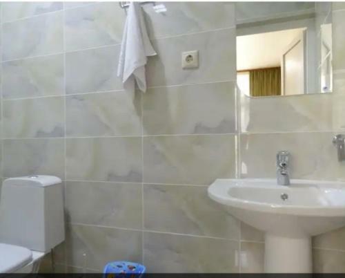 Hostal Arins-park