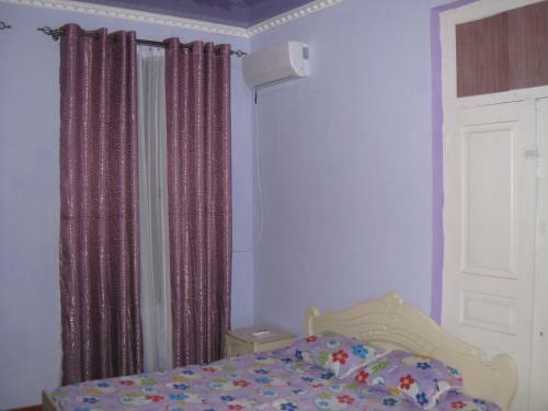 Hostal Guest House On Abzhuiskoe Shosse 42